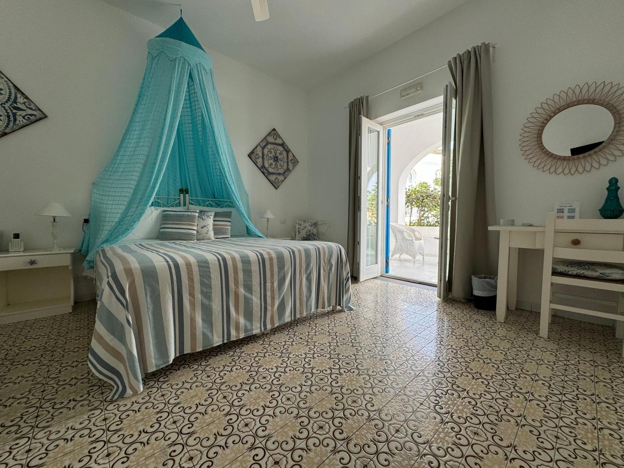 Hotel Lisca Bianca Panarea Exterior photo