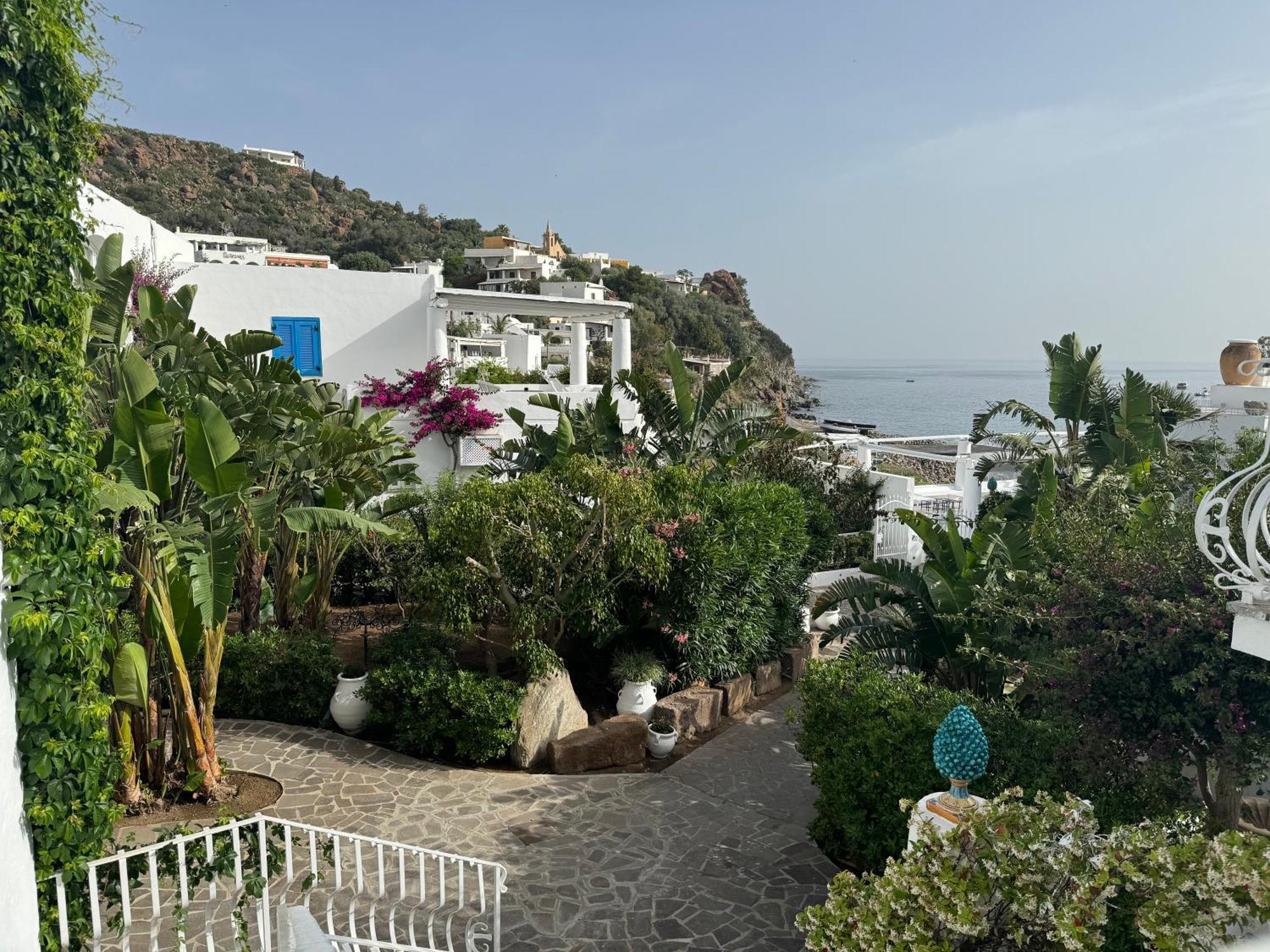 Hotel Lisca Bianca Panarea Exterior photo