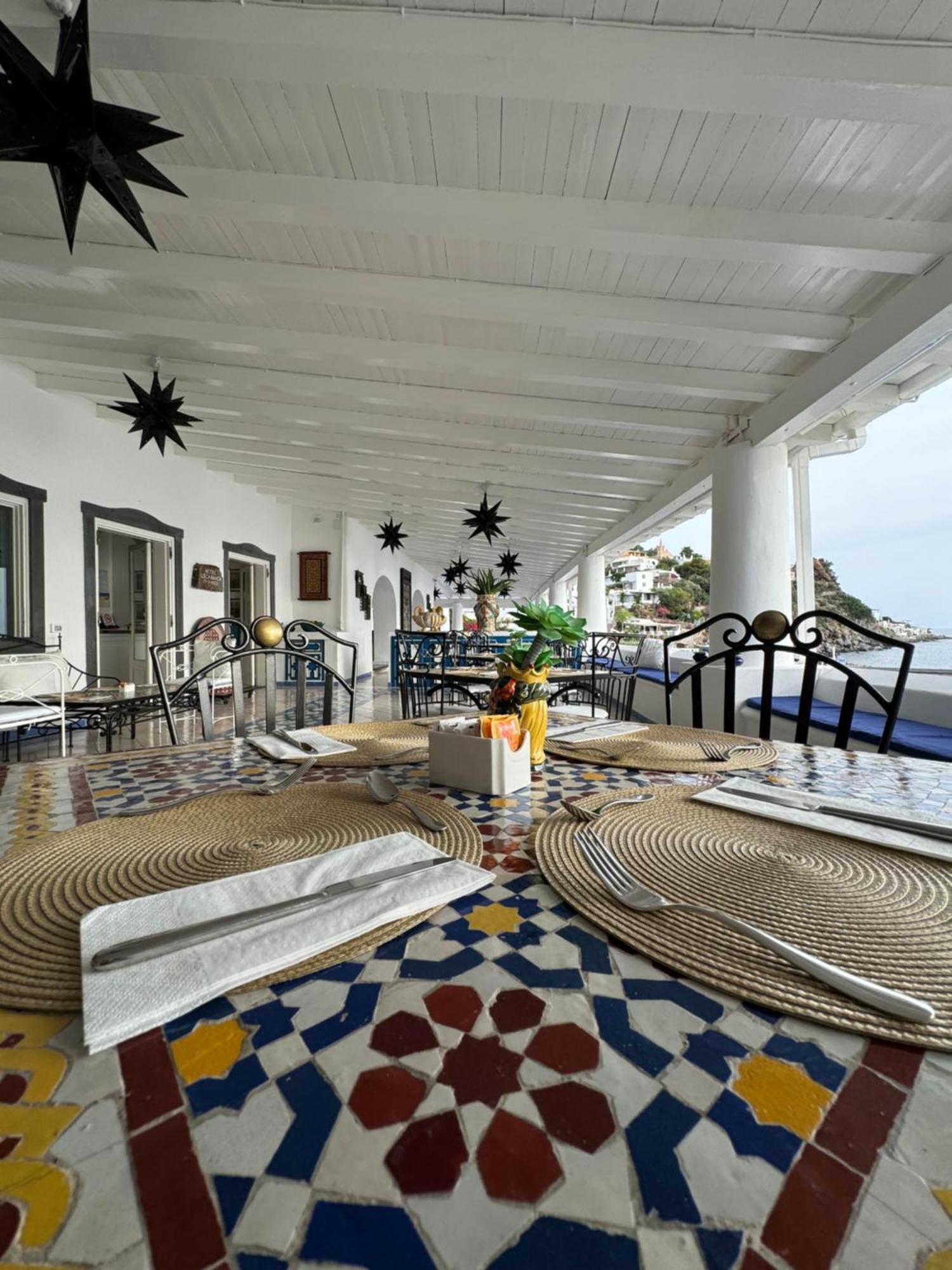 Hotel Lisca Bianca Panarea Exterior photo