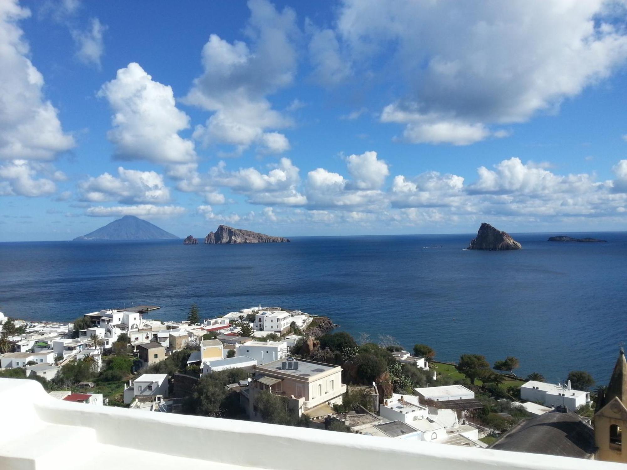 Hotel Lisca Bianca Panarea Exterior photo